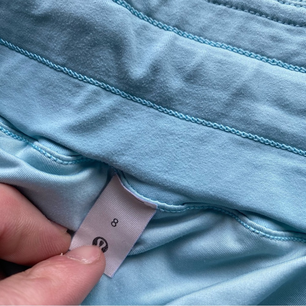Lululemon Hotty Hot Yoga Lined shorts - Picture 4 of 7